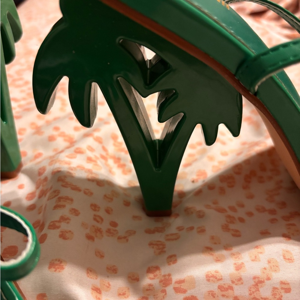 Vibrant Green Strappy Heeled Shoes that have palm trees for the heel. Stunning! - Picture 3 of 6